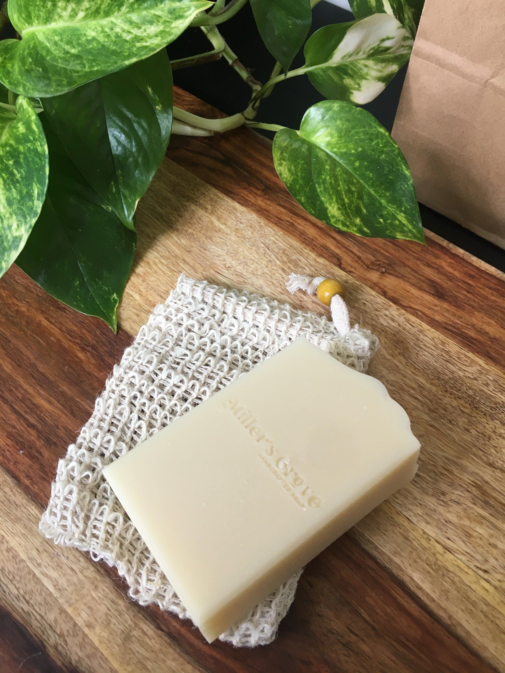 Exfoliating Soap Pouch - Miller's Grove